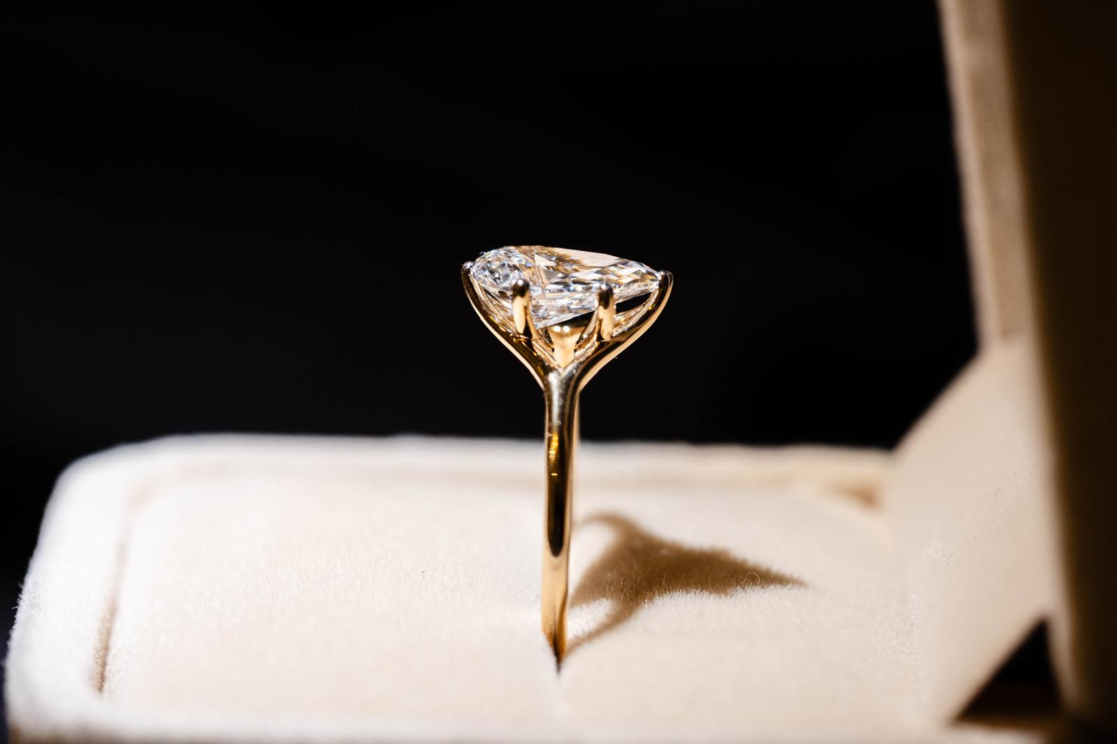 1.5 Ct. PEAR Shaped Vintage Style Engagement Ring With Split Band